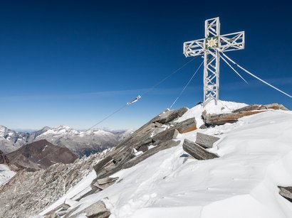 Picco Palù, una cima maestosa di tremila metri Picco Palù, una cima maestosa di tremila metri