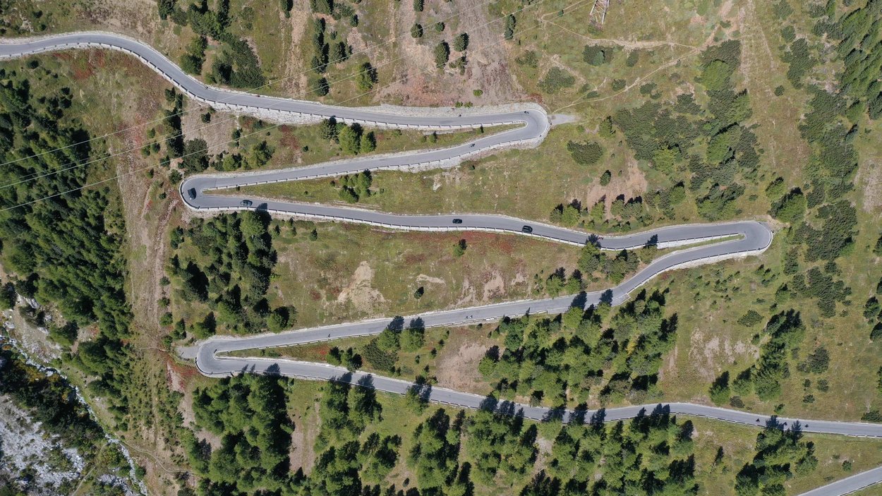 Die Stilfserjochstraße lässt jedes Bikerherz höherschlagen Die Stilfserjochstraße lässt jedes Bikerherz höherschlagen
