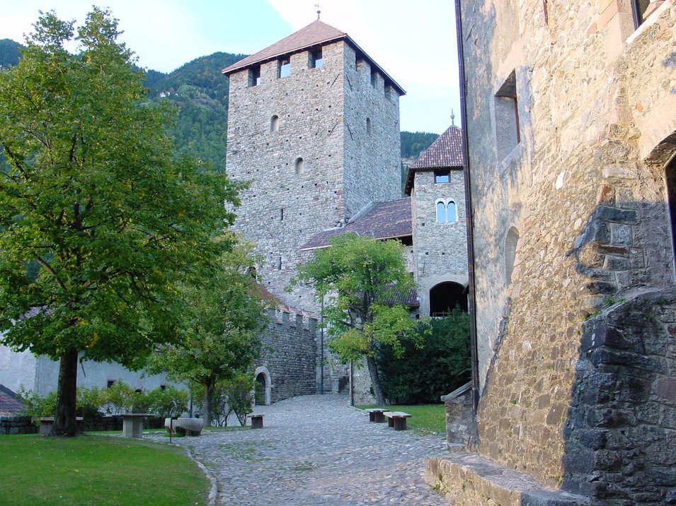 Hotel a Tirolo: la vostra meta di viaggio preferita Hotel a Tirolo: la vostra meta di viaggio preferita