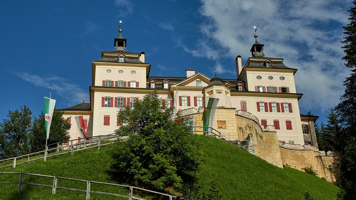 Das barocke Schloss Wolfsthurn in Mareit Das barocke Schloss Wolfsthurn in Mareit