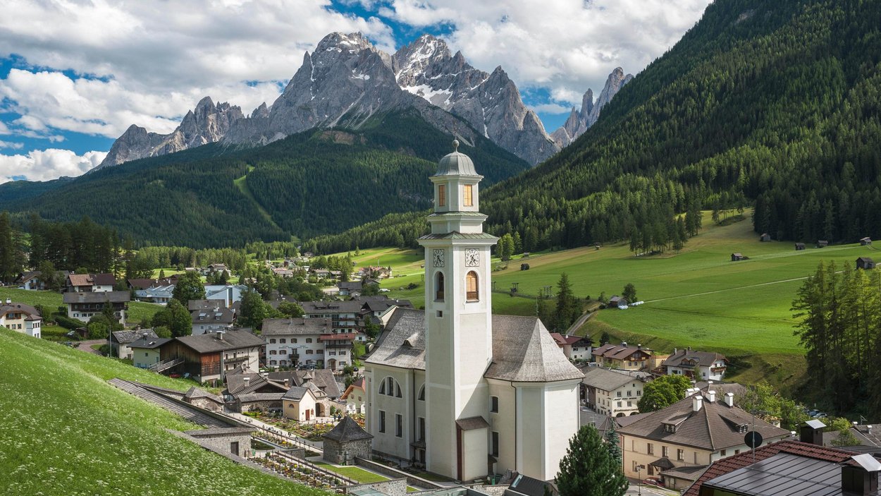 Ihre Hotels in Sexten: traumhafter Urlaub garantiert! Ihre Hotels in Sexten: traumhafter Urlaub garantiert!