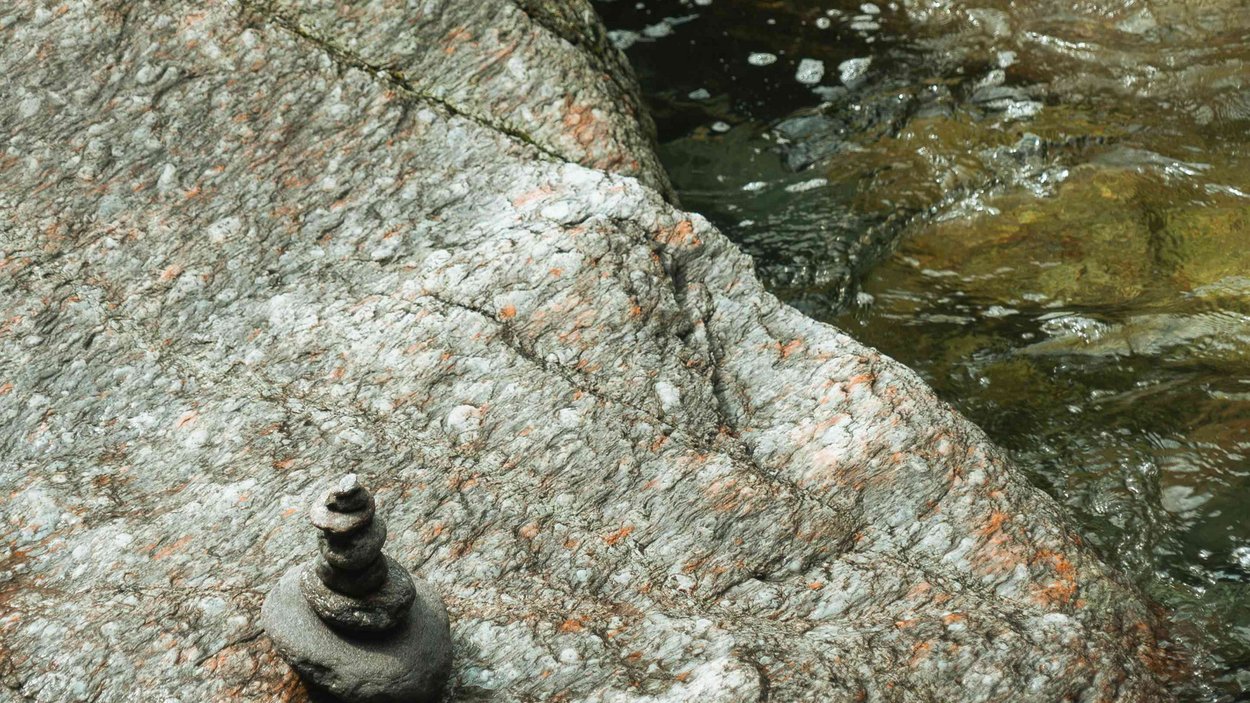 Stieber Wasserfall: Naturgewalt in Südtirol Stieber Wasserfall: Naturgewalt in Südtirol