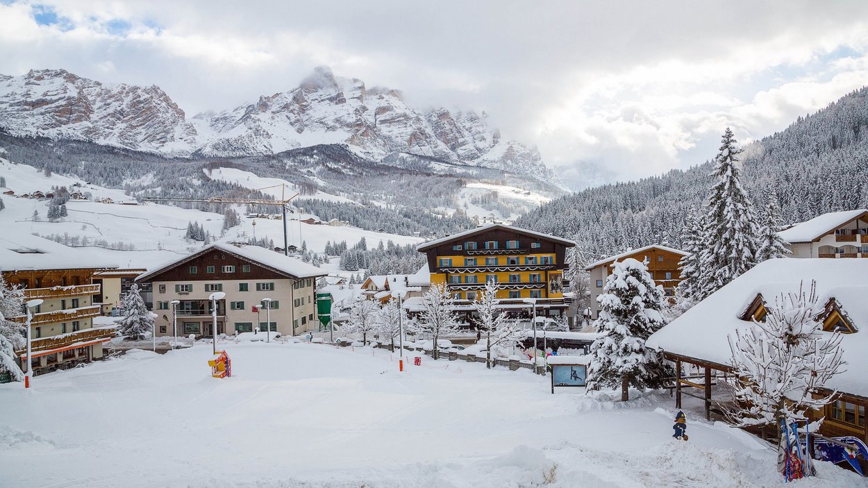 Alta Badia – il paradiso dello sci di fondo nel cuore delle Dolomiti Alta Badia – il paradiso dello sci di fondo nel cuore delle Dolomiti