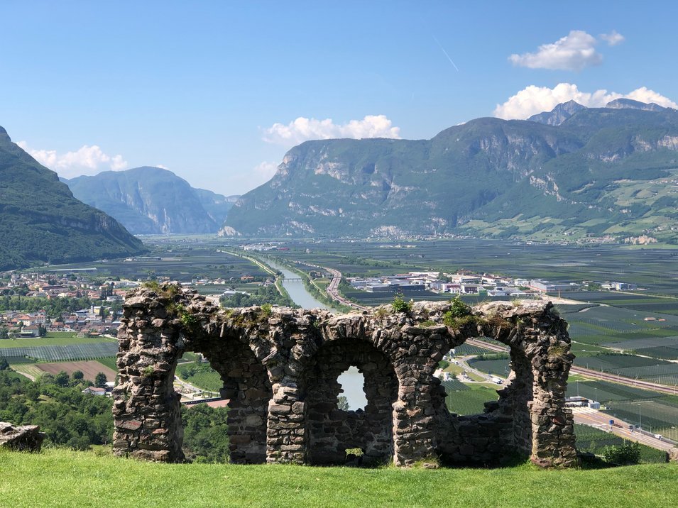Castelfeder, un’oasi di relax Castelfeder, un’oasi di relax